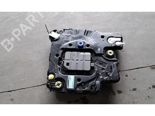 AdBlue-tank AdBlue-tank OPEL CROSSLAND X / CROSSLAND (P17, P2QO) 1.5 Turbo D (75) (120 hp) 33307511 33307511
