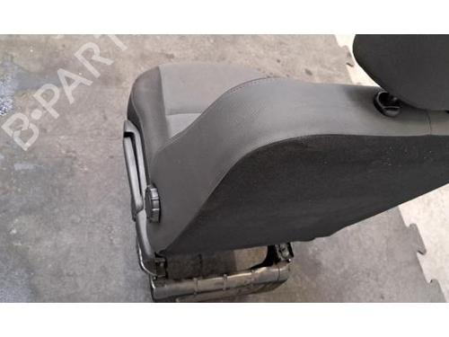 Left front seat NISSAN INTERSTAR Van (X62B) dCi 150 | BP37498955C15 - Image 6
