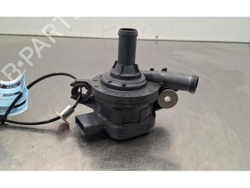 Used Auxiliary water pump Auxiliary water pump TOYOTA C-HR (_X2_, _H2_) Hybrid (ZYX20) (140 hp) 33917823 33917823