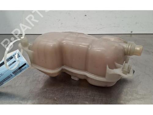 expansion-tank-mercedes-benz-cla-shooting-brake-x118-2019-32739699 main image