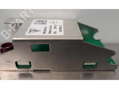 Antenna/Base PORSCHE 911 Convertible (992) 3.0 Carrera 4 (992610) | BP29577030C140 