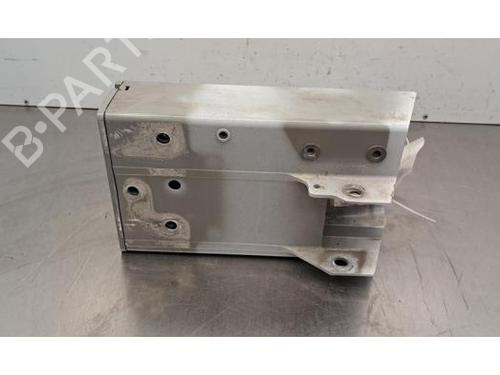 Used Front bumper reinforcement Front bumper reinforcement 36905957 36905957