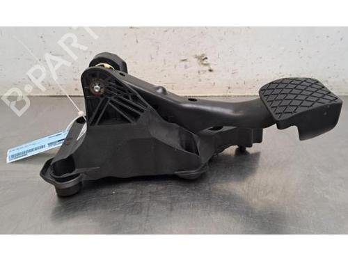 break-pedal-skoda-kamiq-nw4-2019-36169400 main image