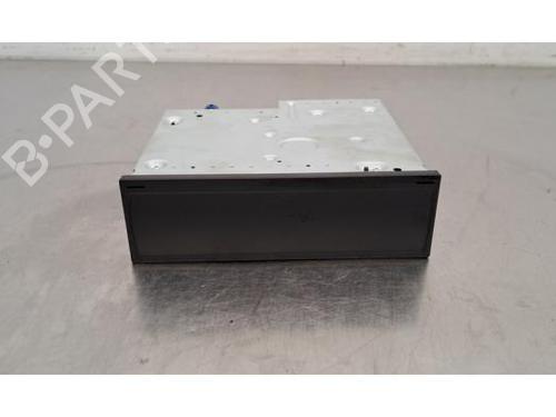 Used Radio AUDI Q3 (F3B) 35 TDI (150 hp) 29393219