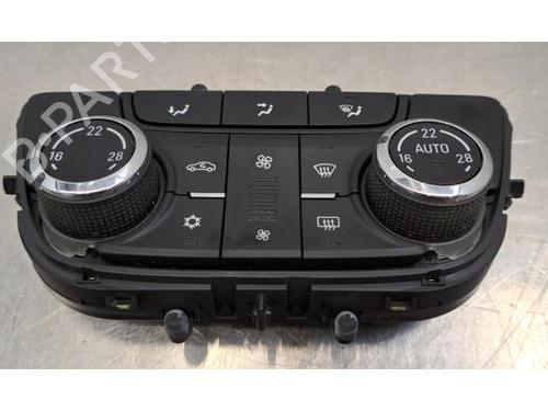 Used Control unit Control unit OPEL MOKKA / MOKKA X (J13) 1.7 CDTI 4x4 (_76) (131 hp) 40240755 40240755