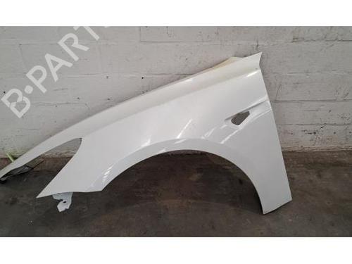 Used Left front fenders TESLA MODEL 3 (5YJ3) EV AWD (441 hp) 24231287