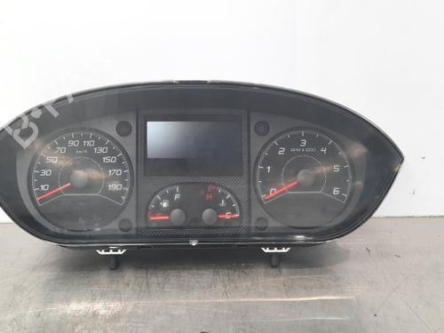 Used Instrument cluster CITROËN JUMPER II Van 3.0 HDi 160 (157 hp) 11727016