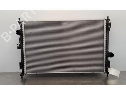 Used Water radiator PEUGEOT 308 III (FB_, FH_, FP_, F3_, FM_) BlueHDi 130 (FBYHZL, FBYHZT) (131 hp) 30501279