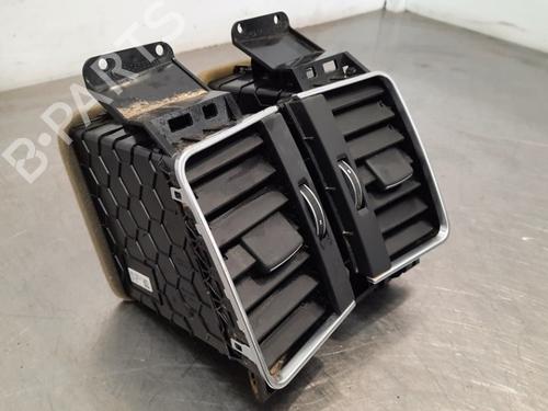 Air vent LAND ROVER RANGE ROVER SPORT II (L494) 2.0 Si4 4x4 | BP17564793I21
