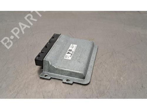 Used Engine control unit (ECU) RENAULT CLIO V (B7_) 1.0 SCe 75 (B7M5) (72 hp) 24102150