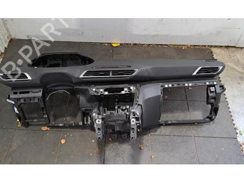 Used Airbag Kit PEUGEOT 3008 II SUV (MC_, MR_, MJ_, M4_) 1.5 BlueHDi 130 (131 hp) 30046710