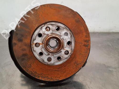 Used Right front steering knuckle VW GOLF VIII (CD1, DA1) 1.5 TSI (150 hp) 23599048
