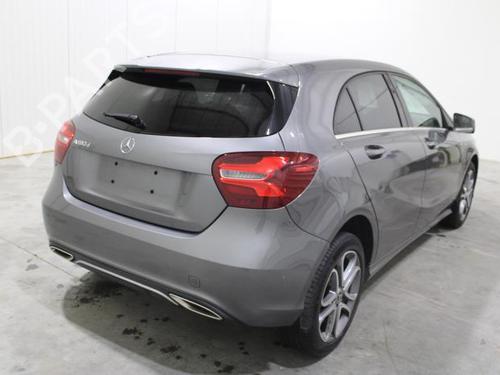 Querlenker links vorne MERCEDES-BENZ A-CLASS (W176) A 180 CDI / d (176.012) | BP23592546M12