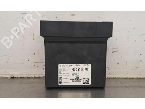 Used Electronic module PEUGEOT 3008 III (KA_, KB_, KC_) Hybrid 136 (KAHPYE) (136 hp) 30530623