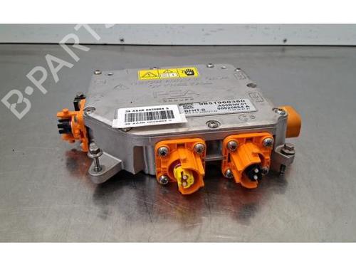 Used Fuse box Fuse box LAND ROVER RANGE ROVER VELAR (L560) 3.0 D300 MHEV 4x4 (300 hp) 33753151 33753151