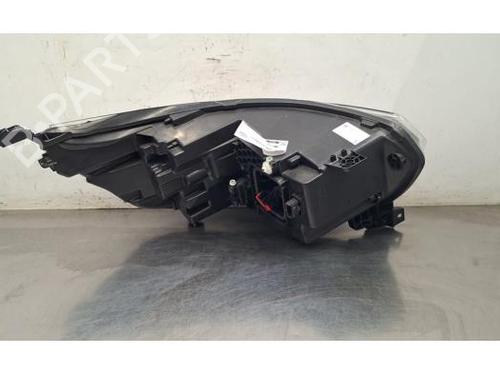 Left headlight NISSAN PRIMASTAR Van (X82) 2.0 dCi 130 | BP39905384C28 - Image 2