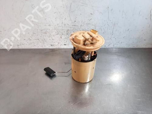 Used Fuel pump FORD TRANSIT COURIER B460 Box Body/MPV 1.6 TDCi (95 hp) 30365419