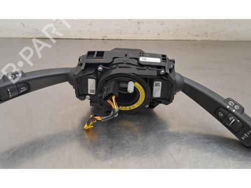 Mando intermitentes / limpia Mando intermitentes / limpia VOLVO V40 Hatchback (525) D2 (120 hp) 33750935 33750935