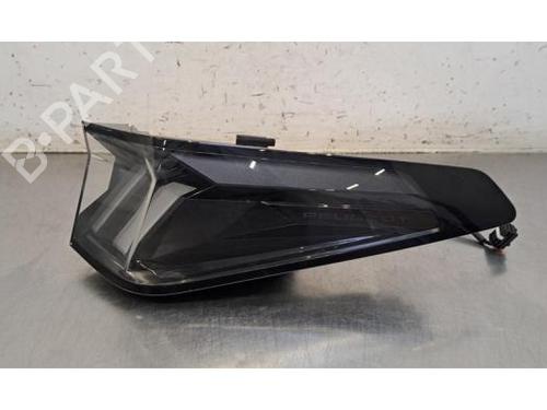 Used Right taillight Right taillight PEUGEOT 3008 III (KA_, KB_, KC_) Plug-in Hybrid 195 (KBDGK3) (194 hp) 35935220 35935220