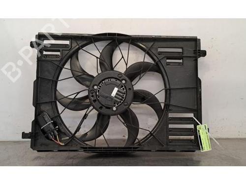 Used Radiator fan MERCEDES-BENZ A-CLASS (W177) A 180 (177.084) (136 hp) 24157318