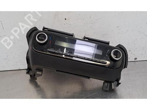 Used Climate control Climate control 37038459 37038459