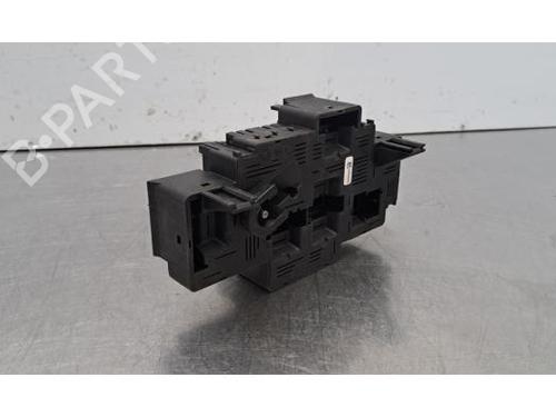 Used Fuse box Fuse box MERCEDES-BENZ GLC Coupe (C253) 300 de 4-matic (253.311) (306 hp) 36772795 36772795