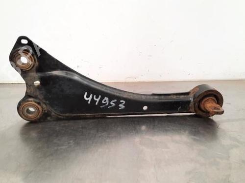 Used Right rear suspension arm TOYOTA AURIS Estate (_E18_) 1.3 Dual-VVTi (NRE180_) (99 hp) 18237082