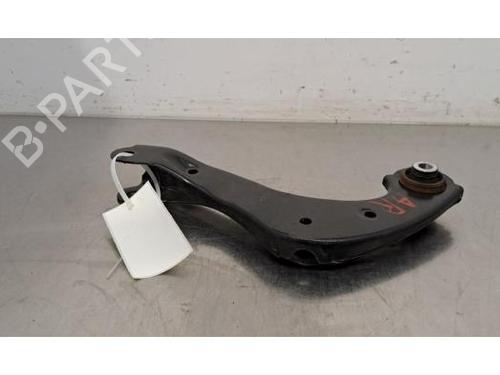 Used Right rear suspension arm TOYOTA YARIS CROSS (MXP_) 1.5 (MXPB10) (125 hp) 30651032