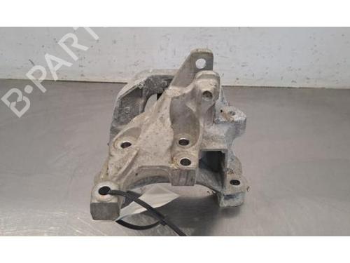 Used Engine mount Engine mount PEUGEOT EXPERT Van (V_) 2.0 BlueHDi 120 (122 hp) 33248004 33248004