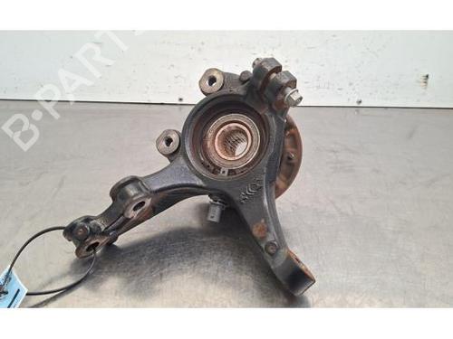 Manga de eixo frente esquerda Manga de eixo frente esquerda PEUGEOT 2008 II (UD_, US_, UY_, UJ_, UR_, UC_) 1.2 Hybrid 136 (URHPYC, USHPY) (136 hp) 35777935 35777935