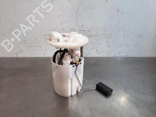 Used Fuel pump RENAULT TWINGO III (BCM_, BCA_) 1.0 SCe 65 (BCMJ) (65 hp) 23606261