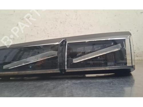 Used Right taillight Right taillight PEUGEOT 308 III (FB_, FH_, FP_, F3_, FM_) e-308 (FMZKWZ) (156 hp) 38606879 38606879