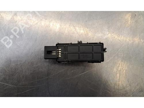 Switch SUBARU SOLTERRA EV | BP37092028I30 - Image 2