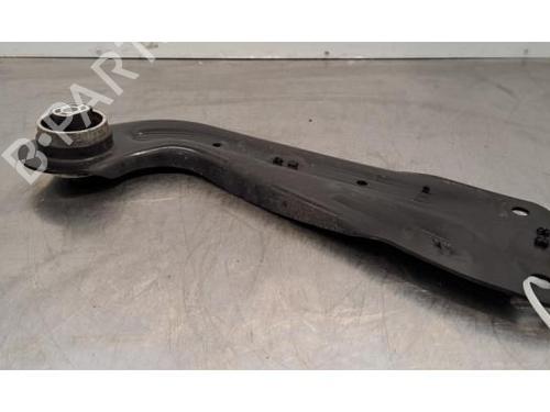 Używane Wahacz tylny prawy AUDI Q3 (F3B) 35 TDI (150 hp) 30766629