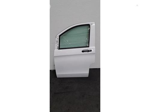 Used Left front door Left front door 34385909 34385909