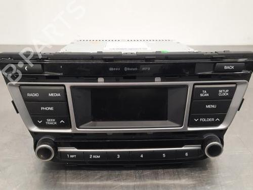 Used Radio HYUNDAI i20 II (GB, IB) 1.1 CRDi (75 hp) 19649502