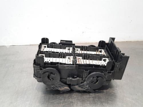 Used Fuse box OPEL INSIGNIA B Grand Sport (Z18) 1.6 CDTi (68) (110 hp) 16718452