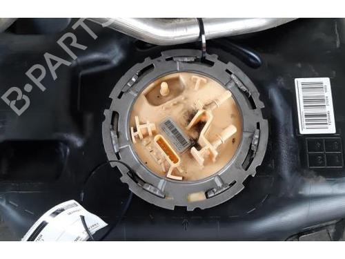 Used Fuel pump MERCEDES-BENZ A-CLASS Saloon (V177) A 180 d (177.110) (116 hp) 23599274