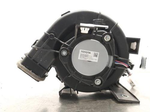 Heater blower motor TOYOTA COROLLA Estate (_E21_) 1.8 Hybrid (ZWE211W) | BP23589931M62 