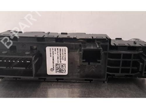 Switch PEUGEOT 3008 II SUV (MC_, MR_, MJ_, M4_) 1.5 BlueHDi 130 | BP29214841I30 