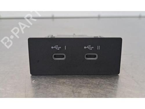 Used Electronic module Electronic module RENAULT CAPTUR II (HF_) TCe 155 (HFMN) (154 hp) 40050305 40050305