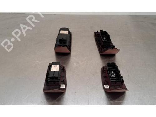 Switch MG MG HS (AS23) 1.5 EHS Hybrid (CSA6463) | BP29643176I30 