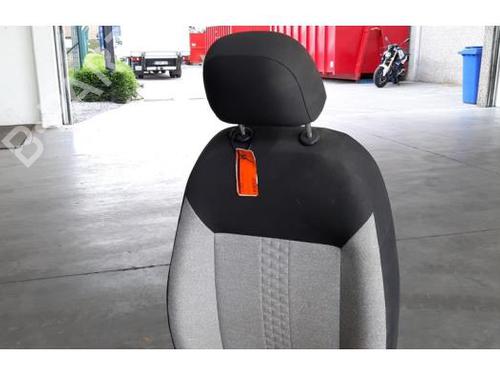 Used Right front seat FIAT FIORINO Box Body/MPV (225_) 1.3 D Multijet (80 hp) 23598733