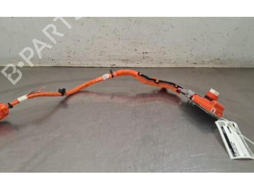 cable-toyota-corolla-estate-_e21_-2019-38606275 main image