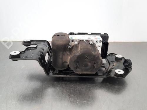 Used Suspension compressor BMW X5 (G05, F95) xDrive 25 d (231 hp) 15025072