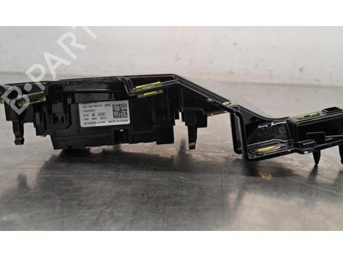 Switch AUDI A3 Limousine (8YS, 8YM) 30 TFSI Mild Hybrid | BP29879573I30