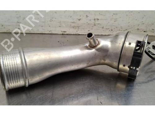 Tubo do intercooler Tubo do intercooler PORSCHE 718 BOXSTER (982) 2.0 T (982320, 982321, 982350, 982351) (300 hp) 39905649 39905649