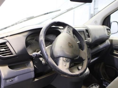Left front steering knuckle PEUGEOT EXPERT Van (V_) 2.0 BlueHDi 180 | BP10896917M25 