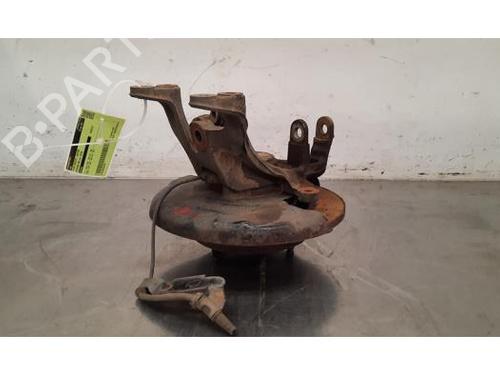 Used Right rear steering knuckle HYUNDAI i30 (GD) 1.6 CRDi (110 hp) 24965808