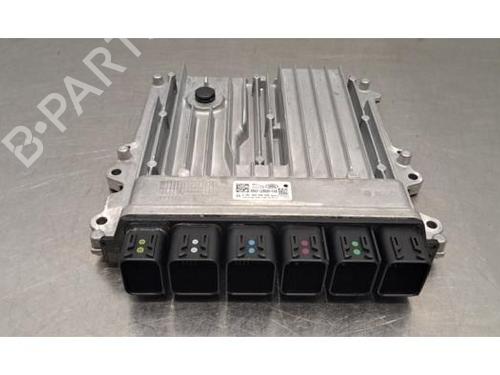 engine-control-unit-ecu-land-rover-defender-station-wagon-l663-2019-40517632 main image
